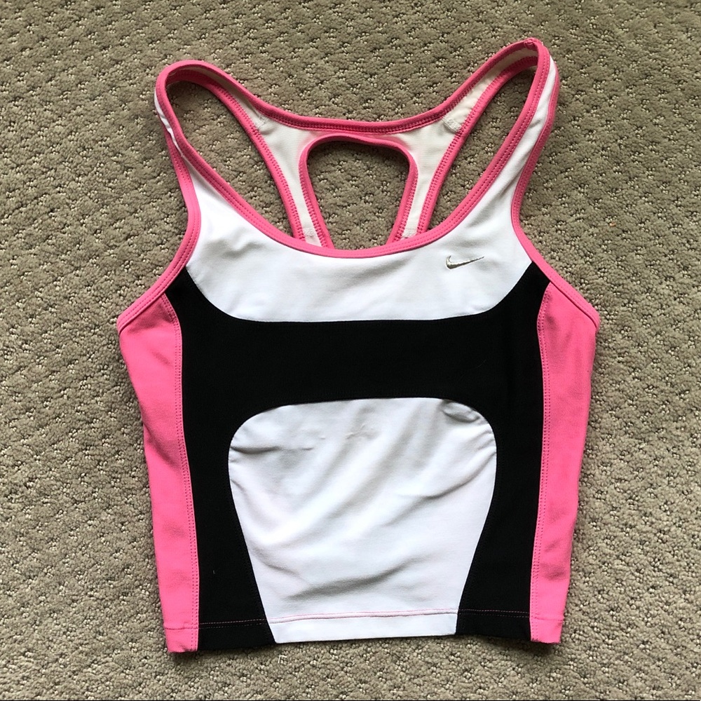 NWOT Nike Crop Workout Top XS